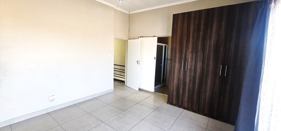 To Let 3 Bedroom Property for Rent in Cashan North West